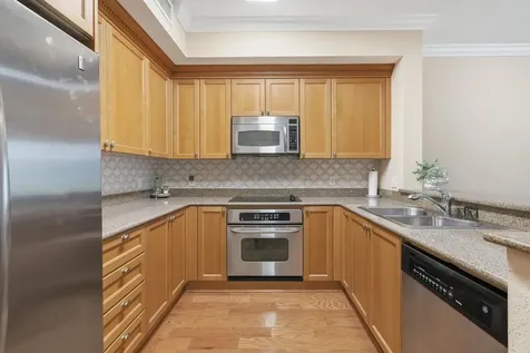 4 Renaissance Way Boynton Beach FL 33426