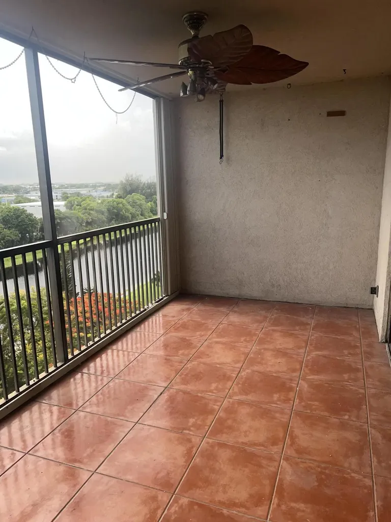 2202 S Cypress Bend Drive Pompano Beach FL 33069