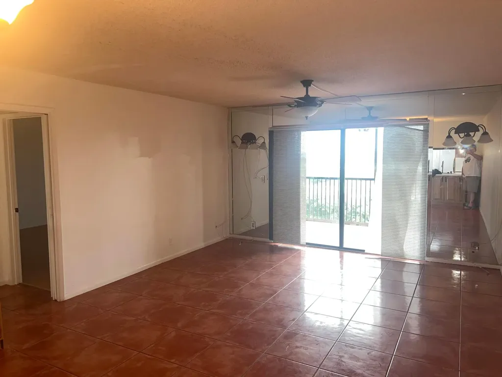 2202 S Cypress Bend Drive Pompano Beach FL 33069