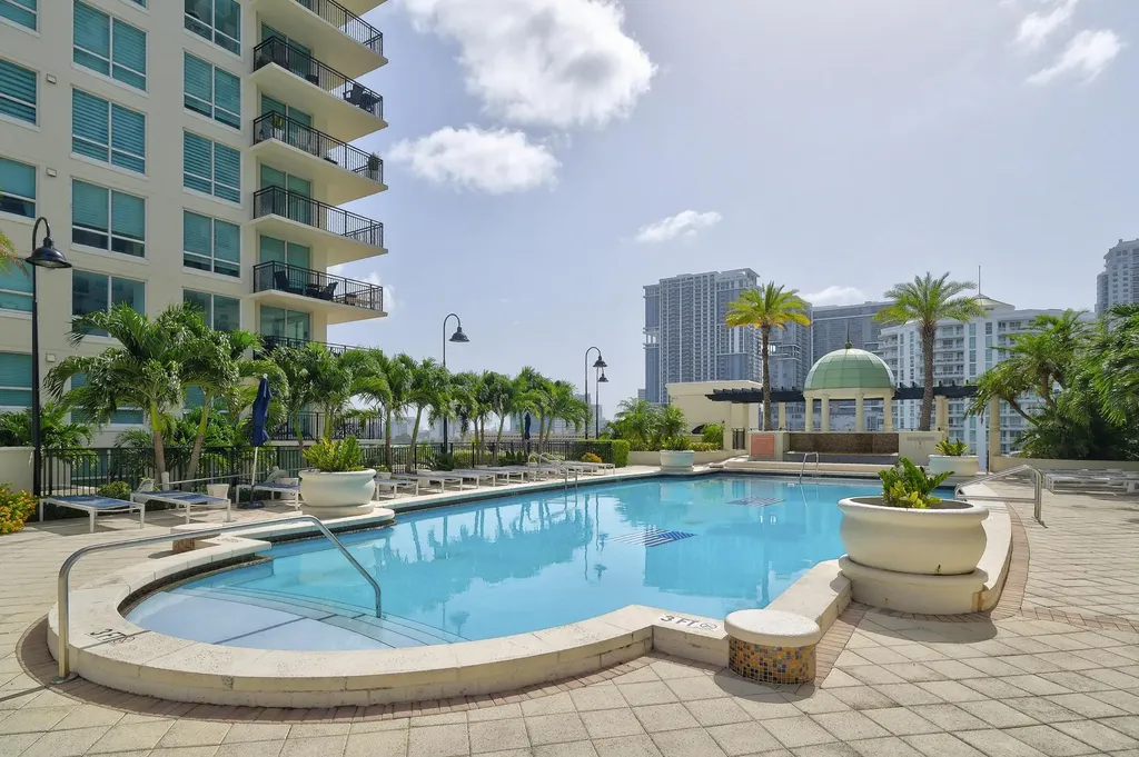 610 W Las Olas Boulevard Fort Lauderdale FL 33312
