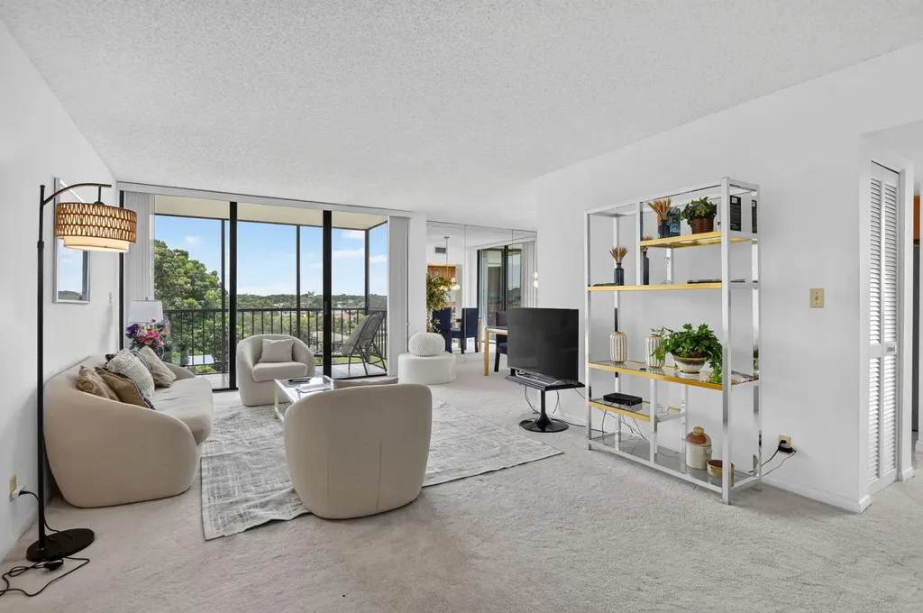 6895 Willow Wood Drive Boca Raton FL 33434