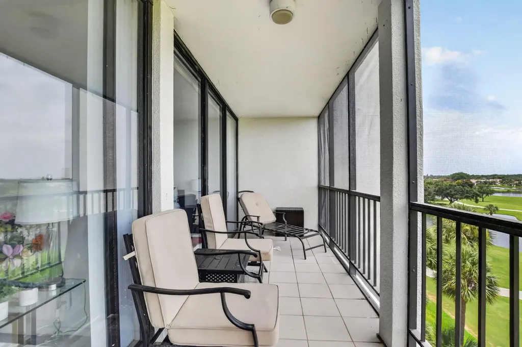 6895 Willow Wood Drive Boca Raton FL 33434