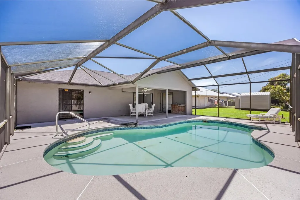2126 SW Trenton Lane Port St Lucie FL 34984