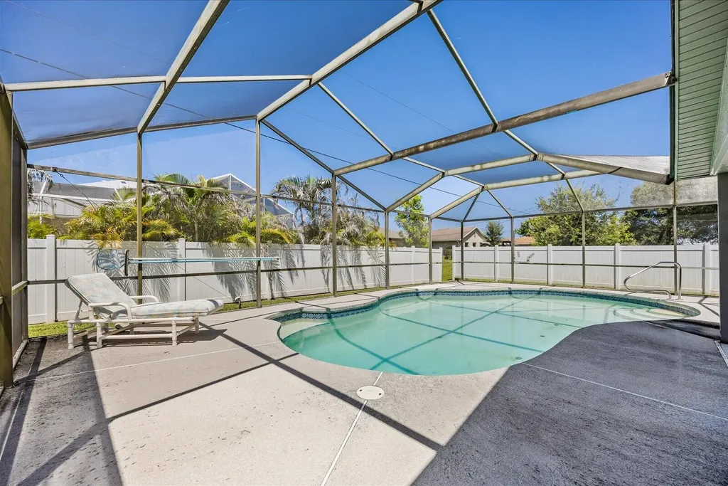 2126 SW Trenton Lane Port St Lucie FL 34984