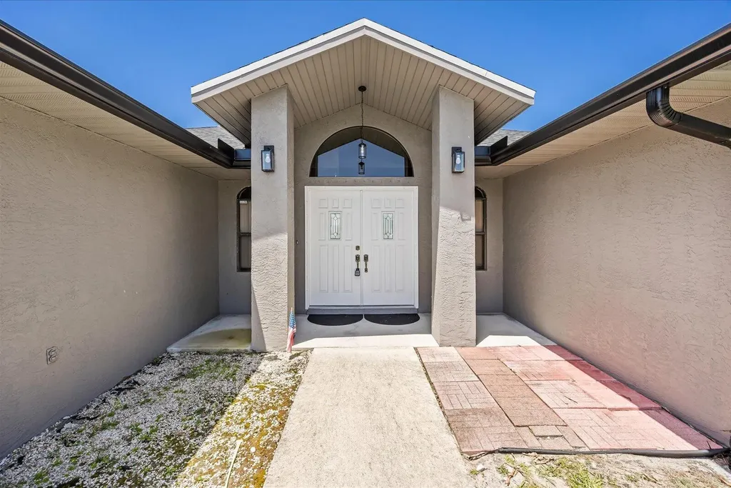 2126 SW Trenton Lane Port St Lucie FL 34984