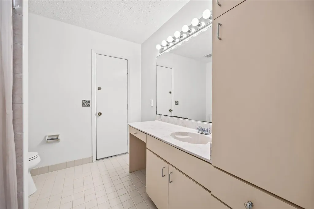 2126 SW Trenton Lane Port St Lucie FL 34984
