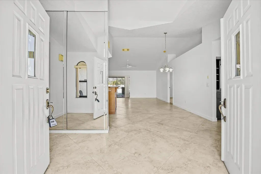 2126 SW Trenton Lane Port St Lucie FL 34984