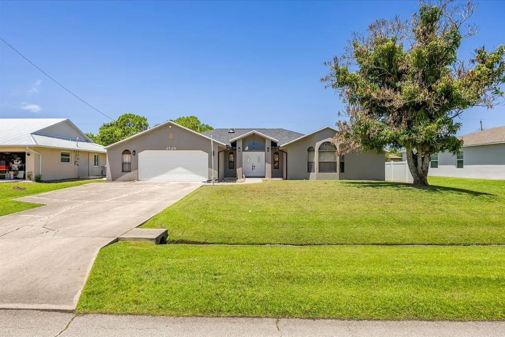 2126 SW Trenton Lane Port St Lucie FL 34984