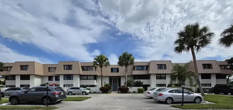 1800 SE Saint Lucie Boulevard Stuart FL 34996