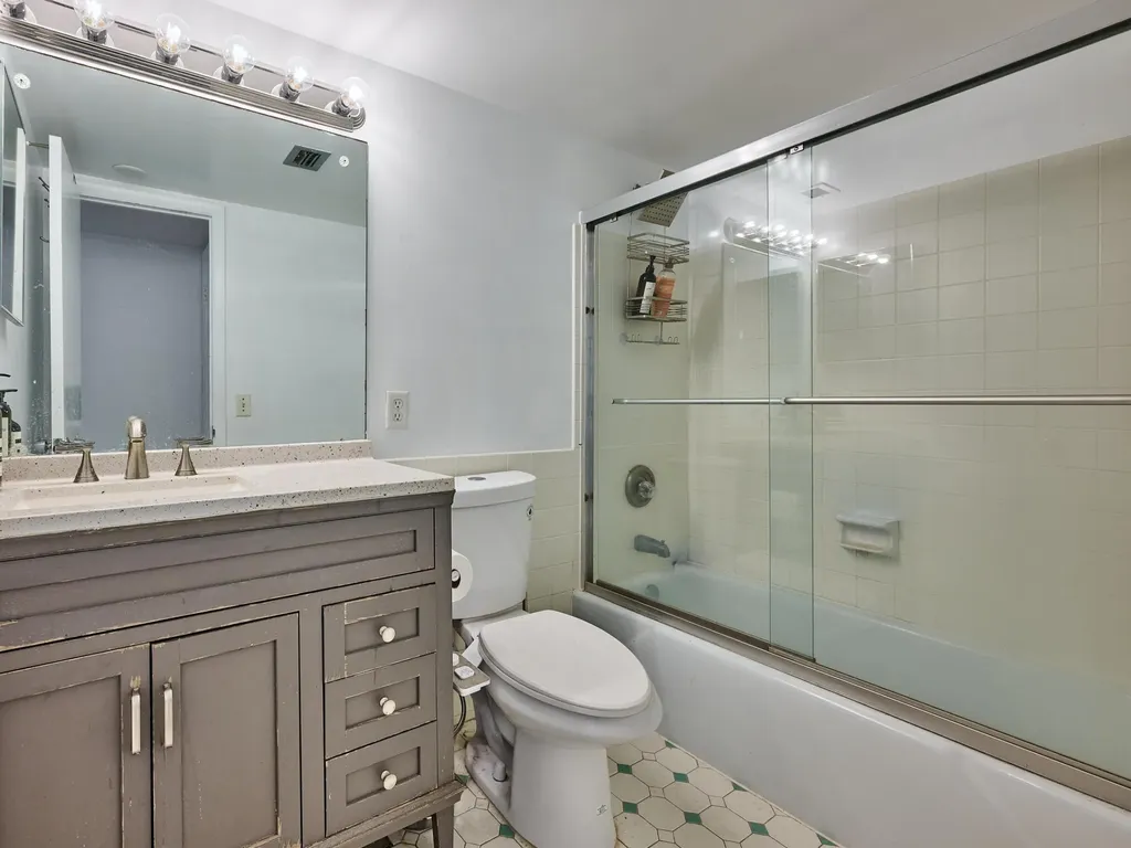301 N Ocean Boulevard Pompano Beach FL 33062