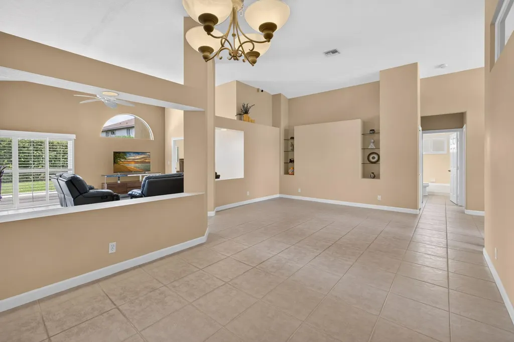 3738 Victoria Road West Palm Beach FL 33411