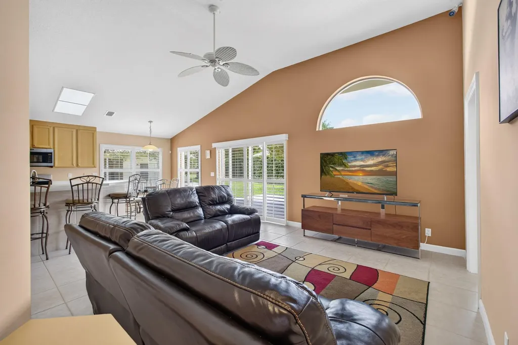 3738 Victoria Road West Palm Beach FL 33411