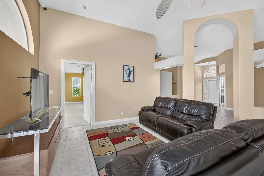 3738 Victoria Road West Palm Beach FL 33411