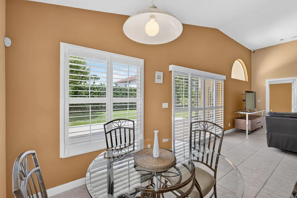 3738 Victoria Road West Palm Beach FL 33411