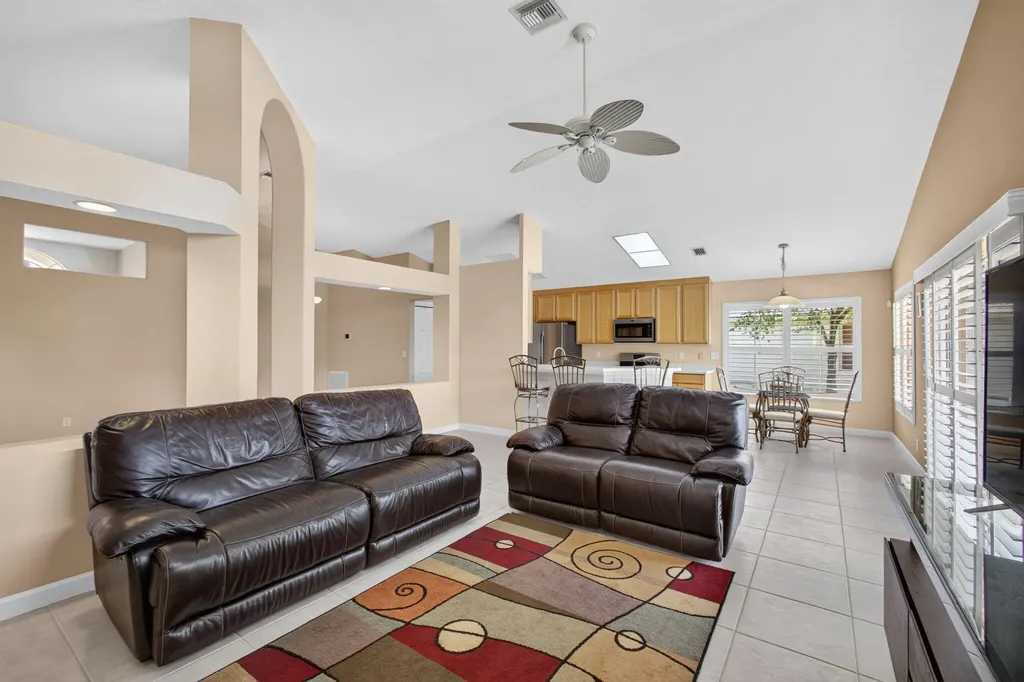 3738 Victoria Road West Palm Beach FL 33411