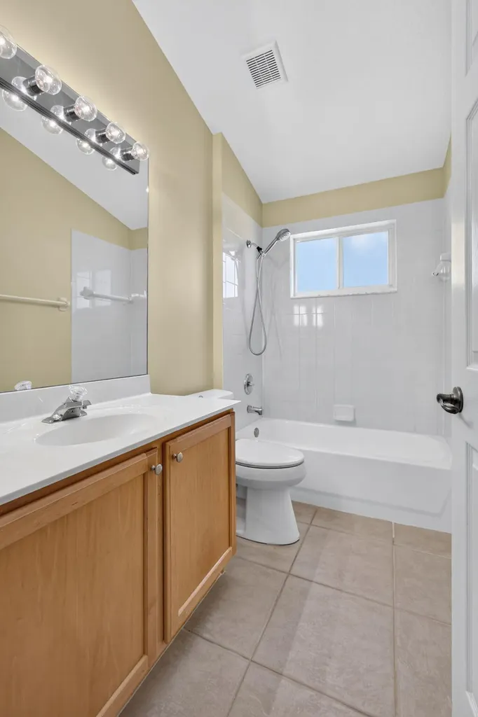 3738 Victoria Road West Palm Beach FL 33411