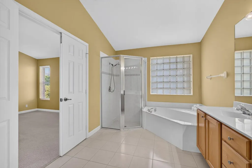 3738 Victoria Road West Palm Beach FL 33411