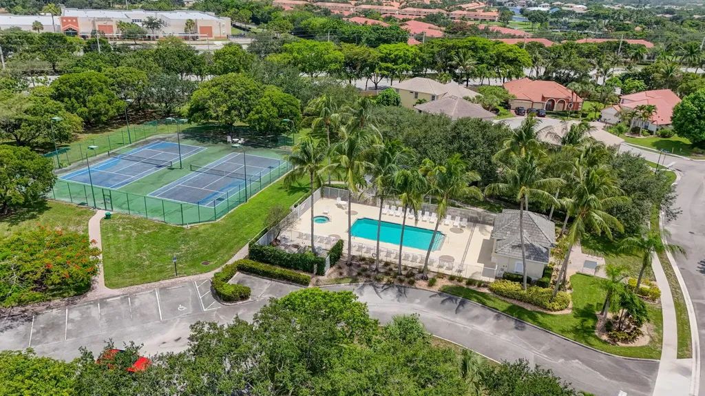 3738 Victoria Road West Palm Beach FL 33411