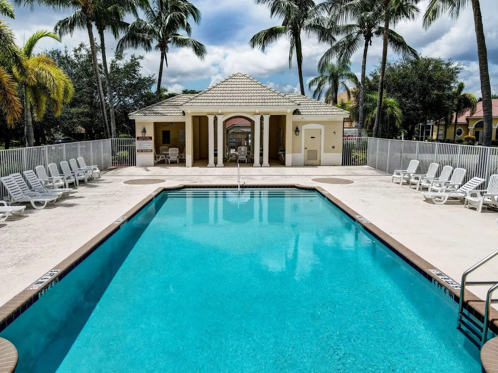 3738 Victoria Road West Palm Beach FL 33411