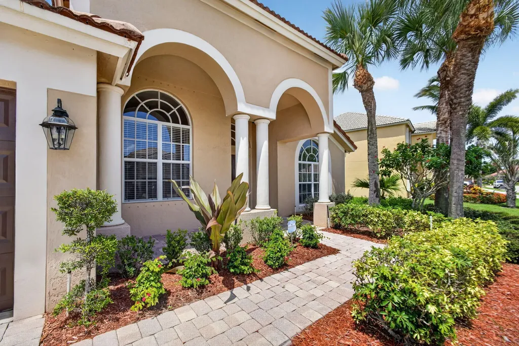 3738 Victoria Road West Palm Beach FL 33411