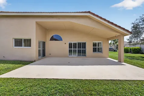 3738 Victoria Road West Palm Beach FL 33411