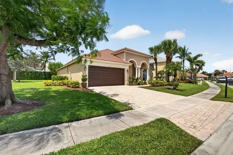 3738 Victoria Road West Palm Beach FL 33411
