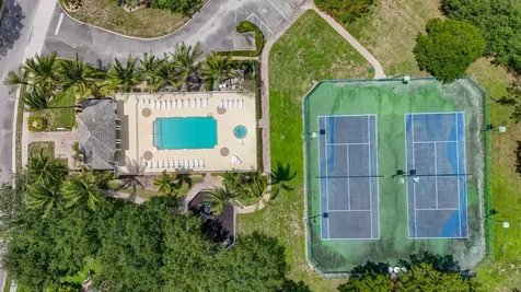 3738 Victoria Road West Palm Beach FL 33411