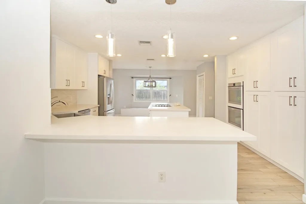 896 Rose Court Wellington FL 33414