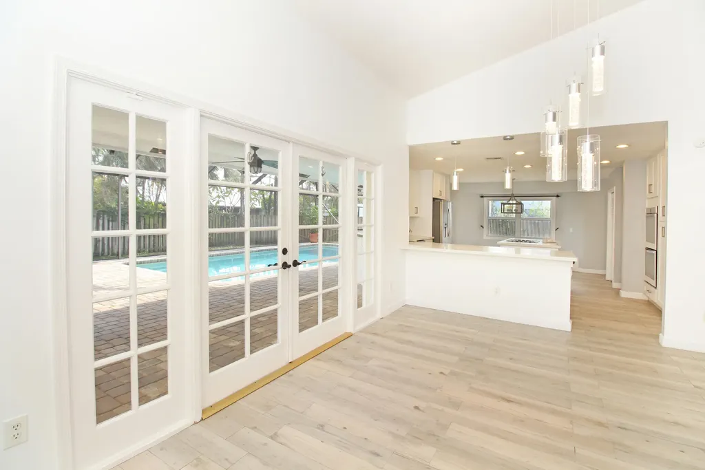896 Rose Court Wellington FL 33414