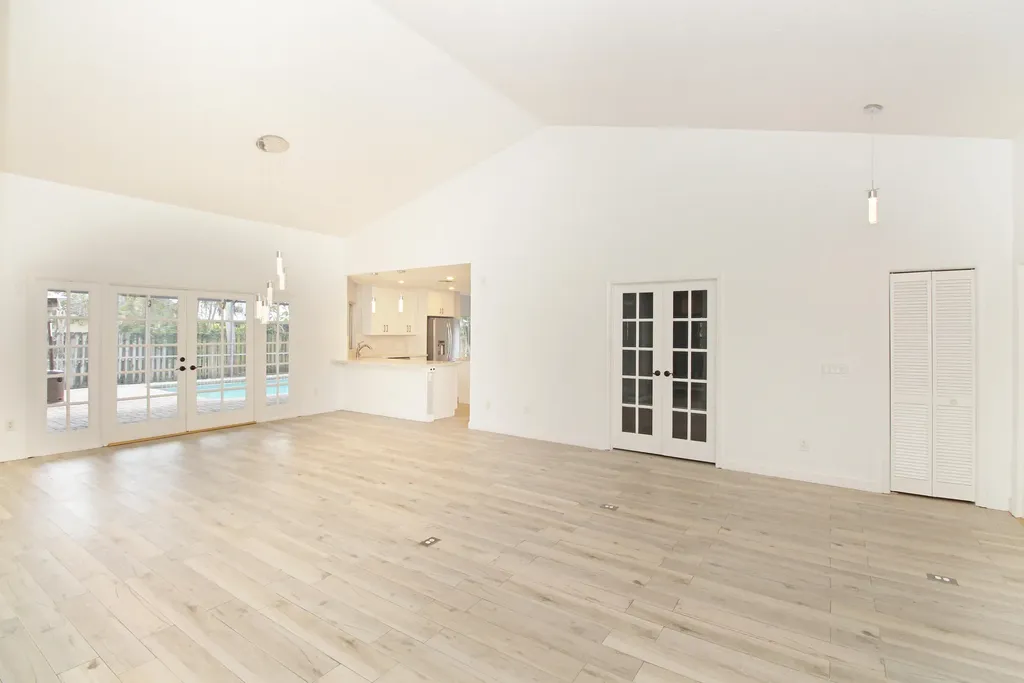 896 Rose Court Wellington FL 33414
