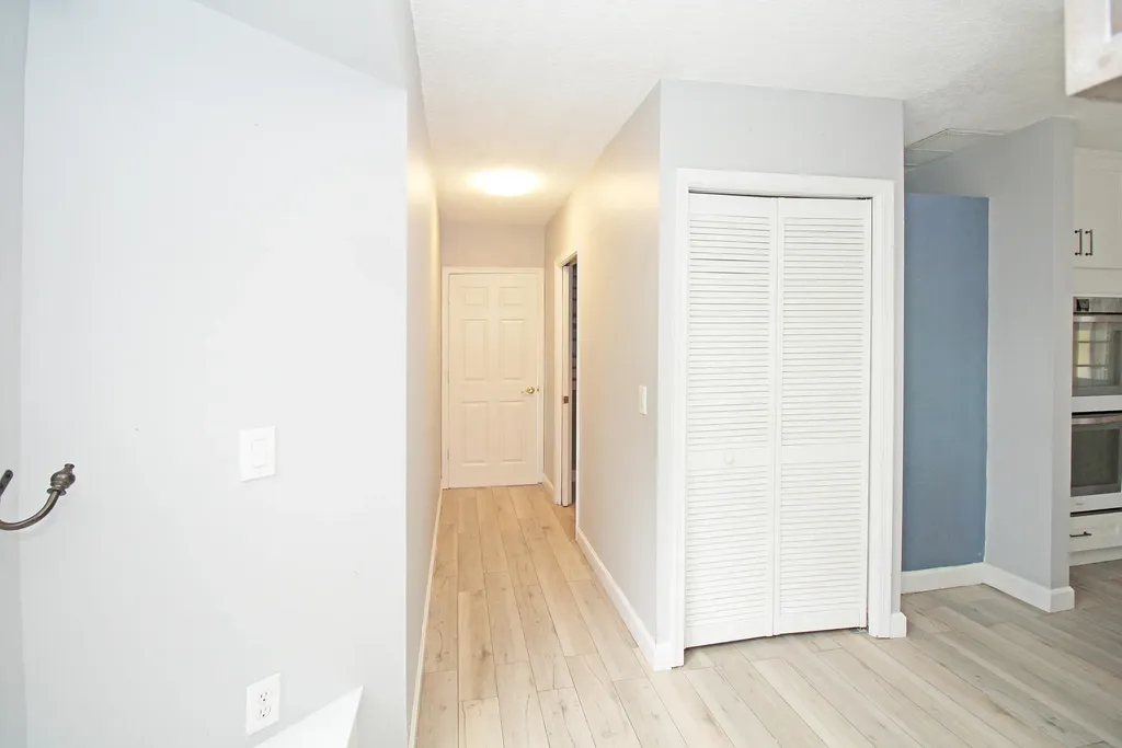 896 Rose Court Wellington FL 33414