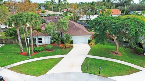 896 Rose Court Wellington FL 33414
