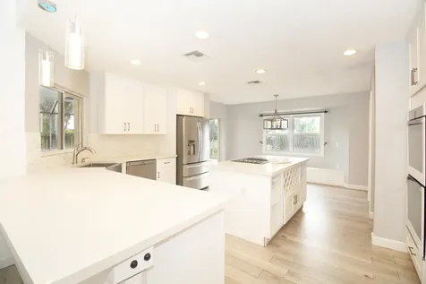 896 Rose Court Wellington FL 33414