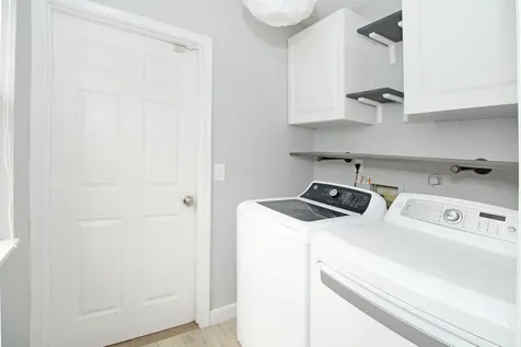 896 Rose Court Wellington FL 33414