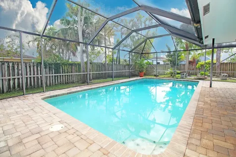 896 Rose Court Wellington FL 33414