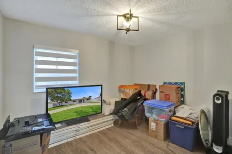 7290 W 14th Court Hialeah FL 33014