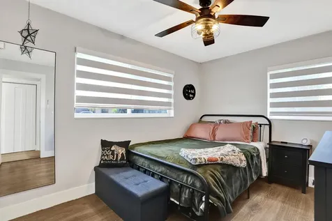 7290 W 14th Court Hialeah FL 33014