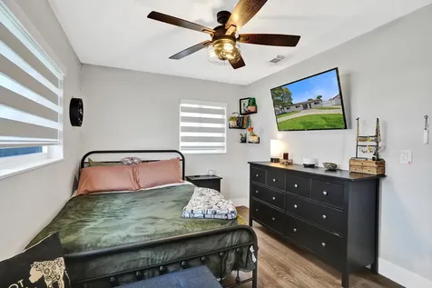 7290 W 14th Court Hialeah FL 33014