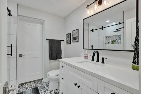 7290 W 14th Court Hialeah FL 33014