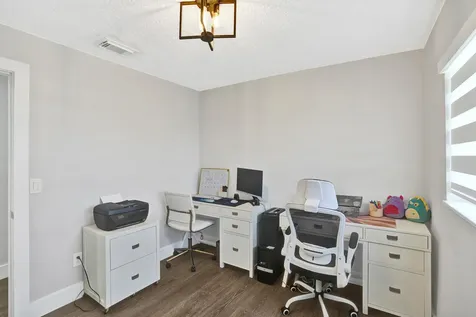 7290 W 14th Court Hialeah FL 33014