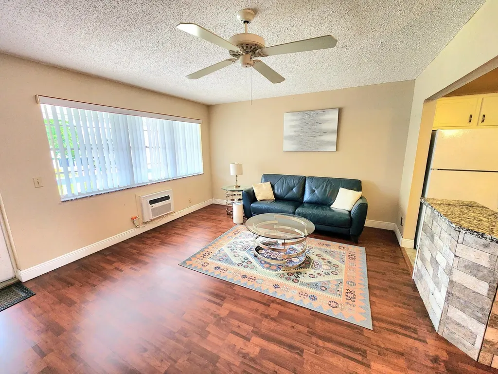 146 Markham G Deerfield Beach FL 33442