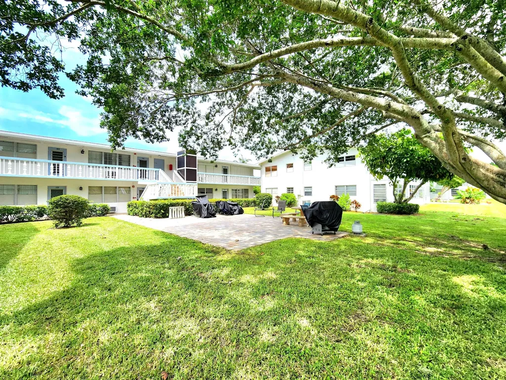 146 Markham G Deerfield Beach FL 33442