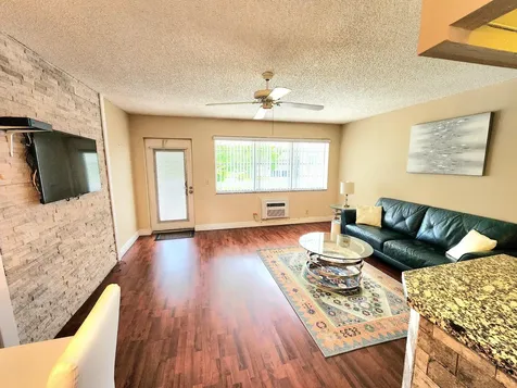 146 Markham G Deerfield Beach FL 33442