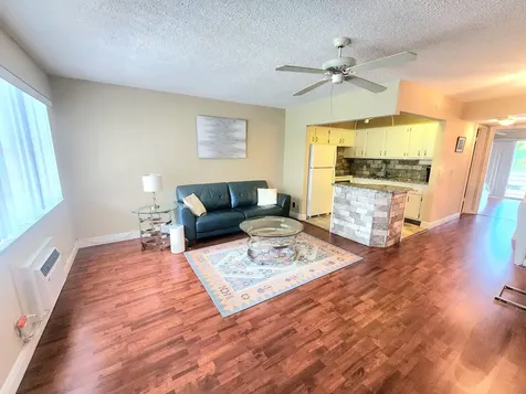 146 Markham G Deerfield Beach FL 33442
