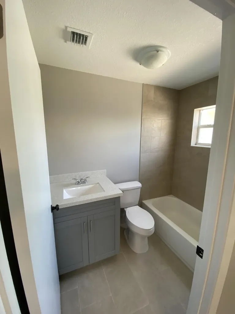 715 N H Street Lake Worth Beach FL 33460
