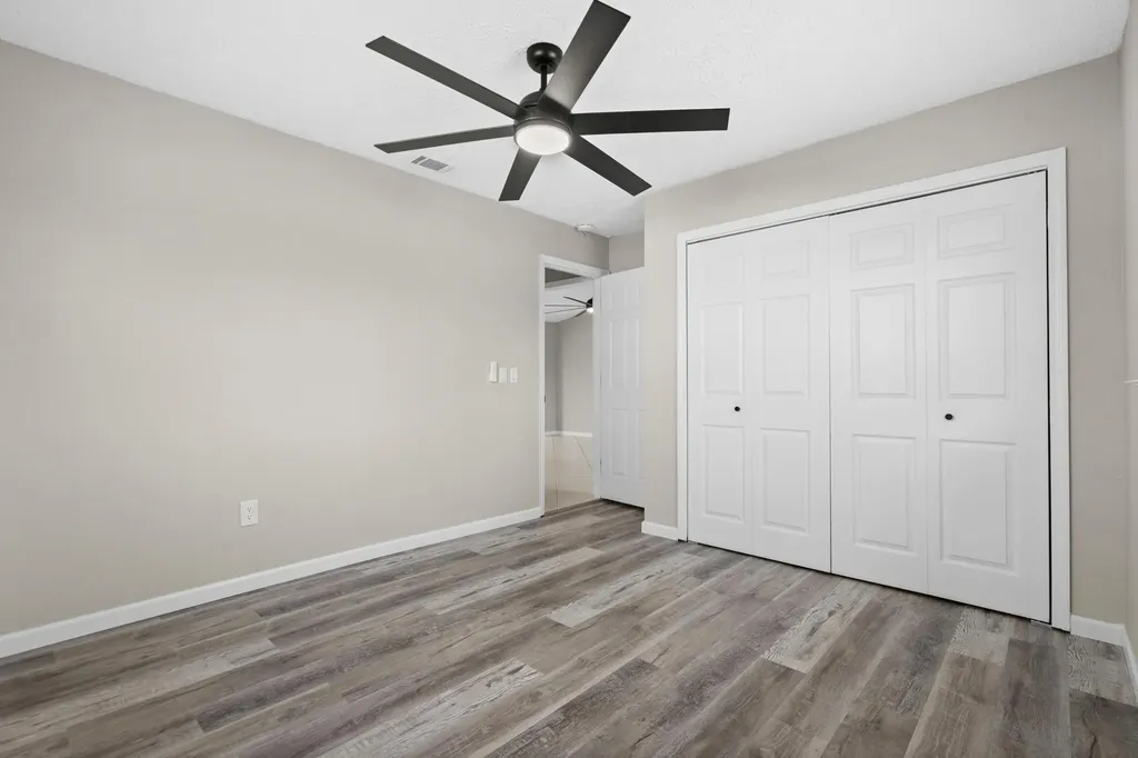 581 SE Crescent Avenue Port St Lucie FL 34984