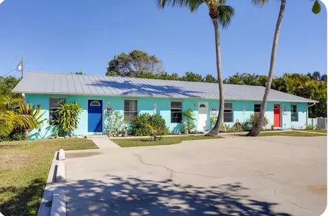 8615 SE Lyons Road Hobe Sound FL 33455