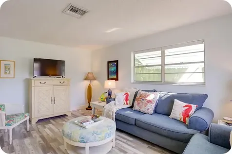 8615 SE Lyons Road Hobe Sound FL 33455