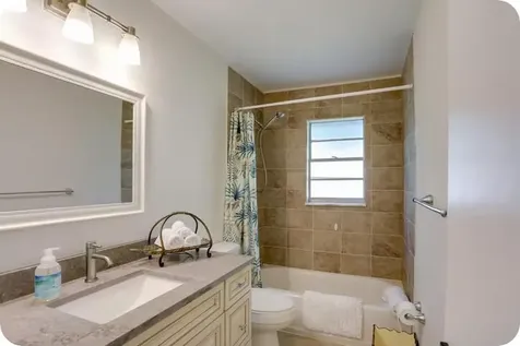 8615 SE Lyons Road Hobe Sound FL 33455