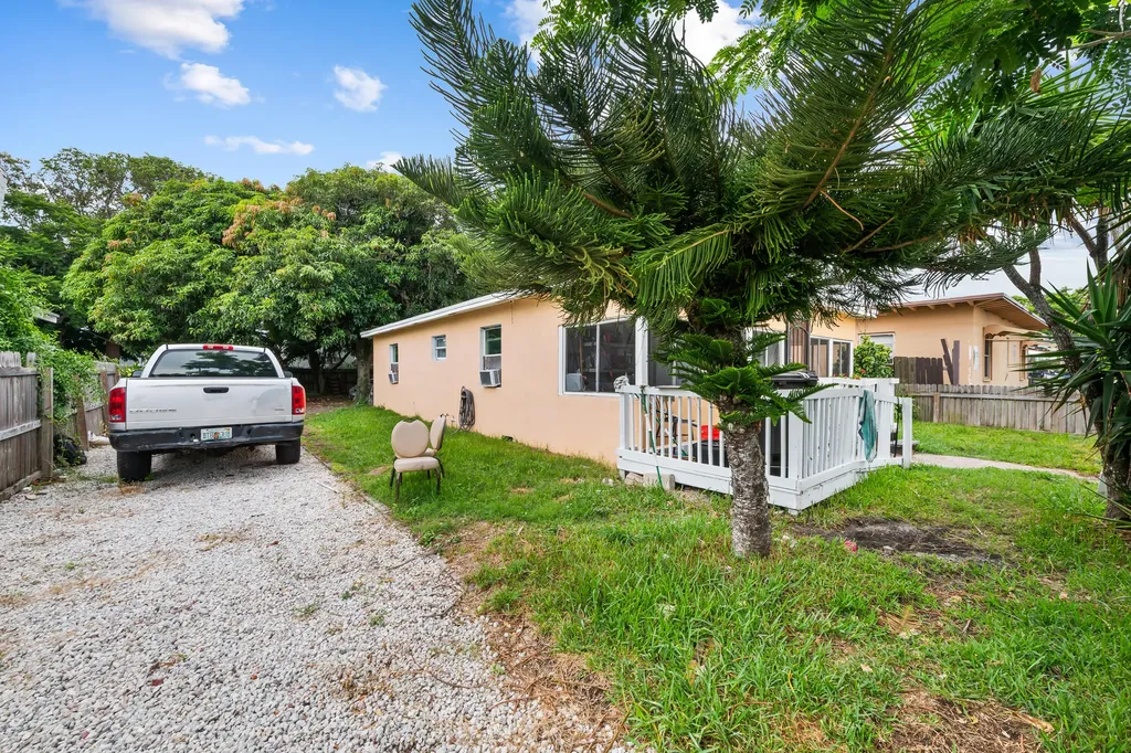 728 22nd Street West Palm Beach FL 33407